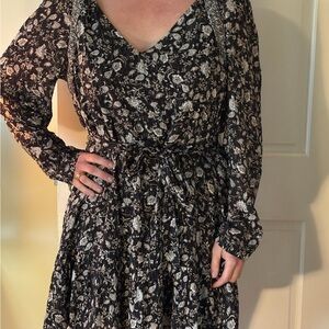 Chic Black and White Lurex INTERMIX Dress *BARELY WORN!*